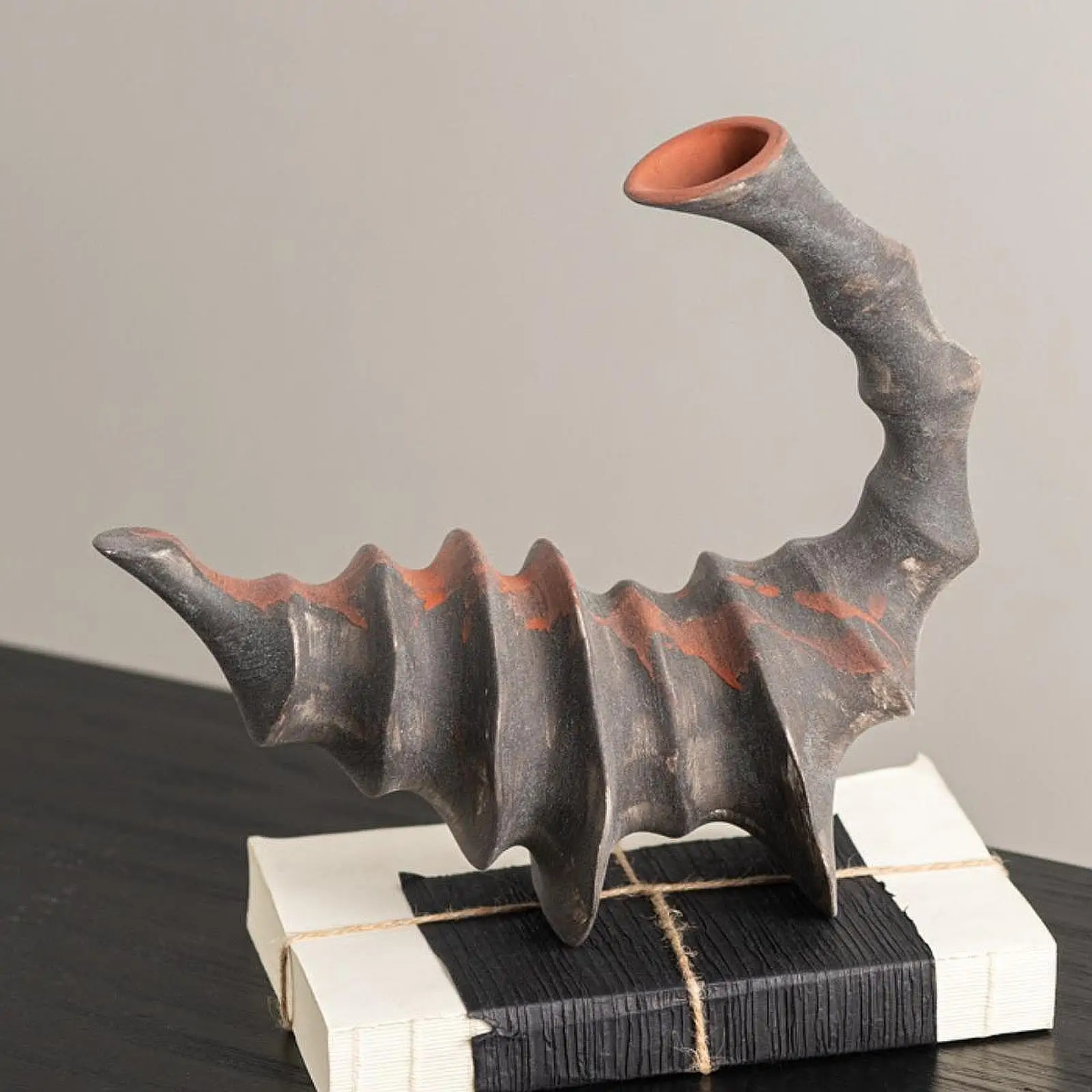 

Vase Abstract Shape Statue Decorative Decoration Ideal Gift Artistic Creative