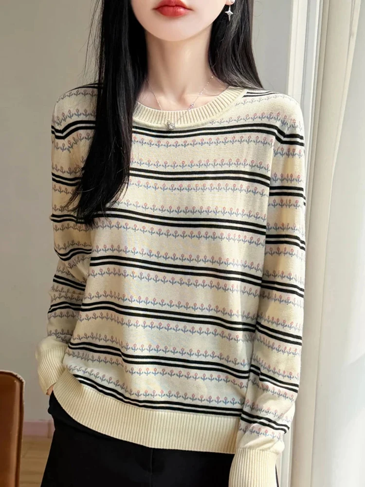 Retro Striped  Knitwear Women's Loose Long Sleeve round Neck Sweater Soft Comfortable Breathable Pink Top for Autumn