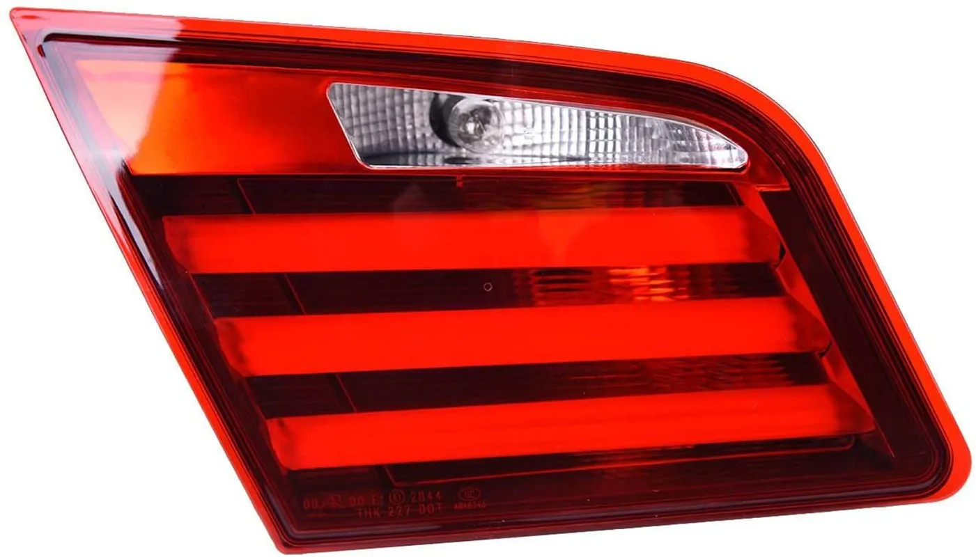 63217203225 63217203226 63217203229 63217203230 LED RED Tail Light Rear Brake Light Stoplight For BMW 5 Series F10 F18 2011-2013