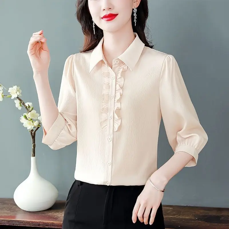 2024 Summer Women\'s Casual Fashion Elegant Commuter Lapel Solid Color Wooden Ear Button Western Versatile 3/4 Sleeve Short Shirt