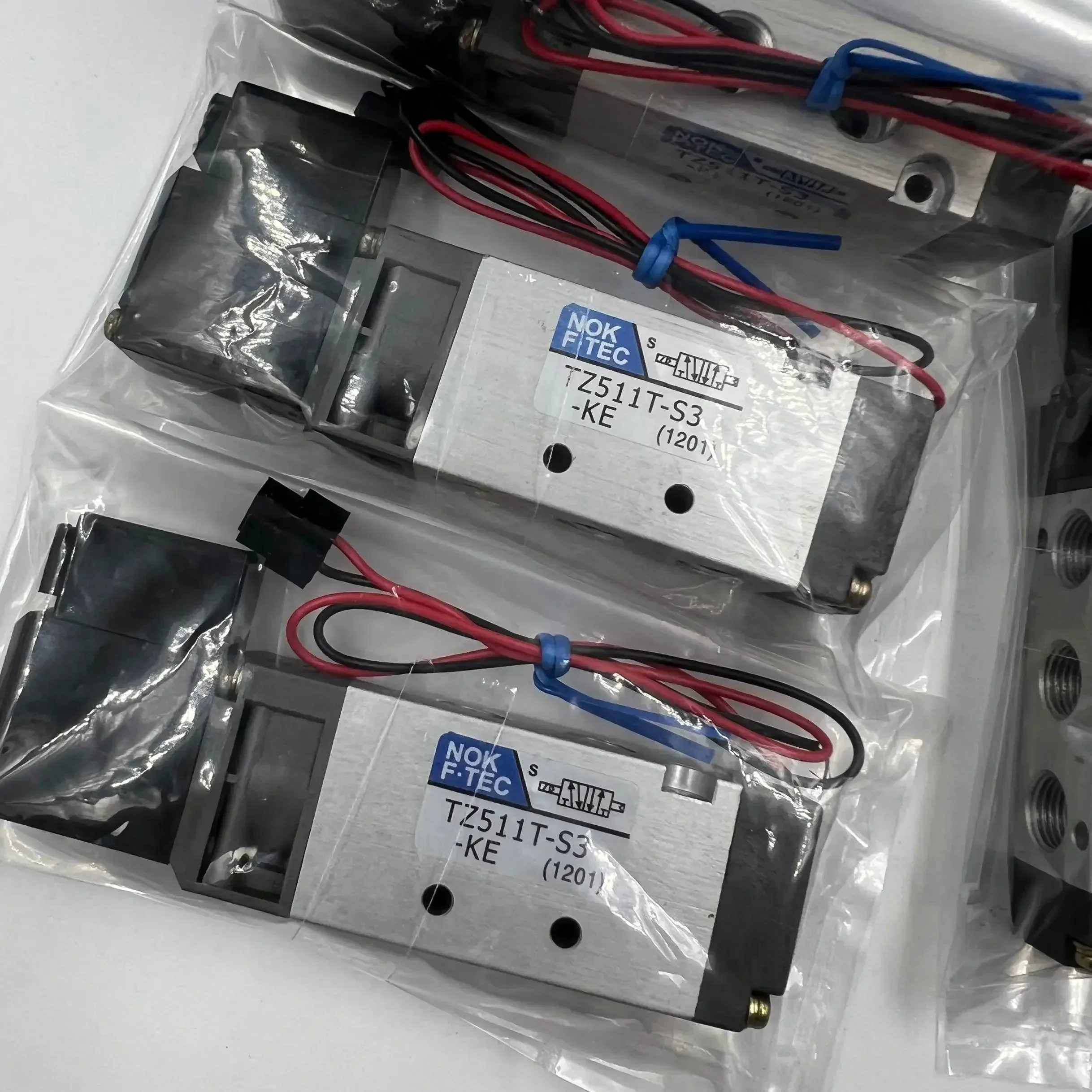 AvaCore Genuine NEW-ERA Solenoid Valve TZ511T-DP3-KE/TZ511T-S3-KE Is Available For Bulk Sale In Stock