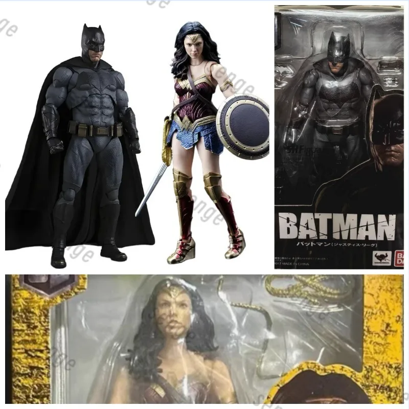 

[Genuine Spot] Bandai S.H.Figuarts Justice League Batman + Wonder Woman Action Figure Collection Gift Ornament Model Toy