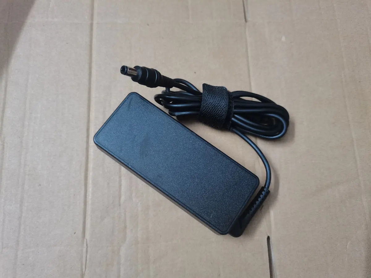 OEM 3.25A 20V A16-065N2A ขึ้น/N:A065R133L รอบ: 01 65W 5.5mm * 2.5mm AC อะแดปเตอร์สำหรับ MSI/ASUS /clevo Series แล็ปท็อปเดิม puryuan