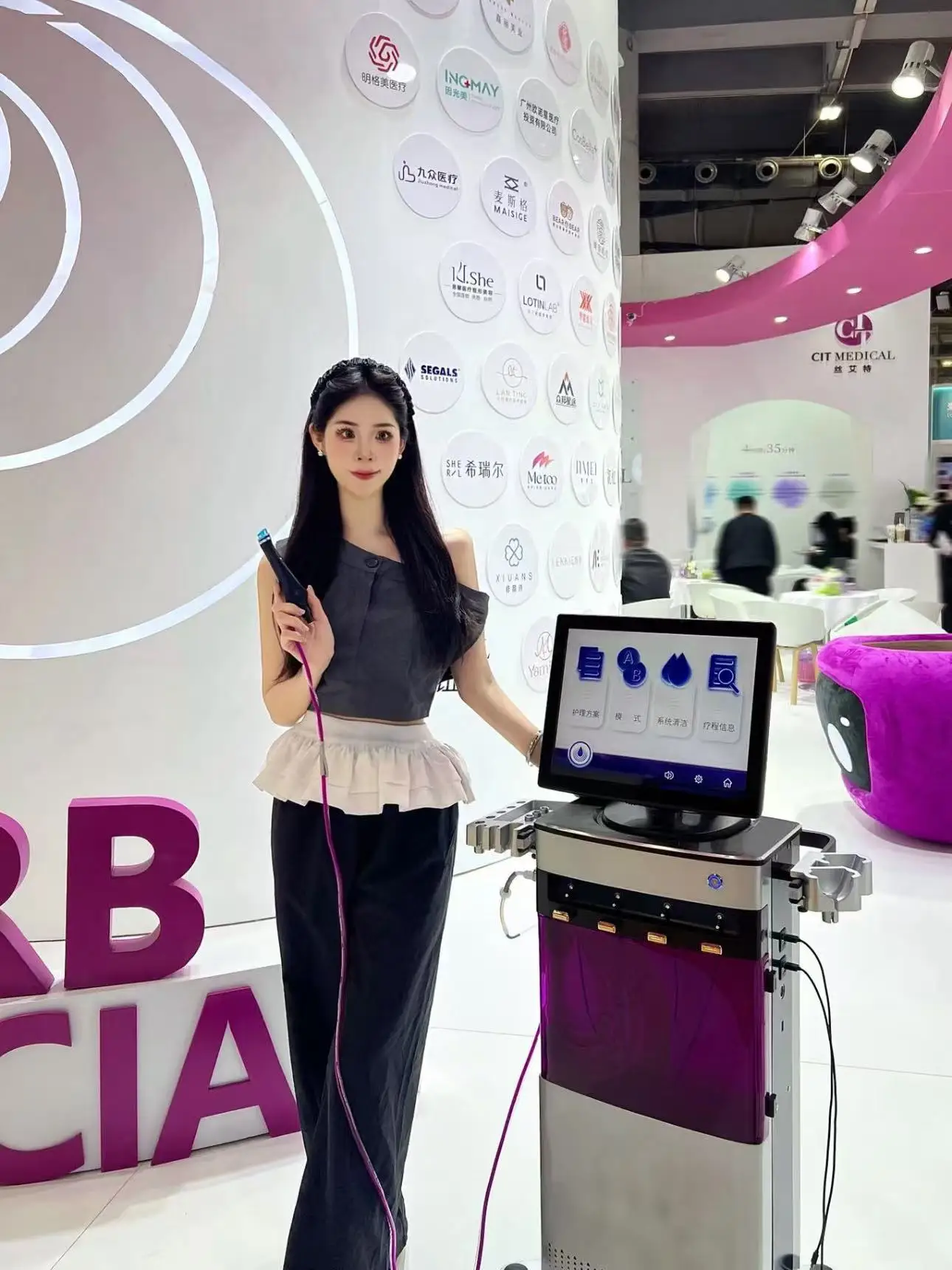 New Hydra Oxygen Facial Multifunction Skin Care Machine: Facial Cleaning, Rejuvenation, Blackhead Removal & Face Lifting