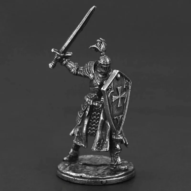 Handcrafted Copper King Arthur Warrior Miniature Medieval Knight Figure Tabletop Game Chess Piece Car Ornament Collectible Gift view 4