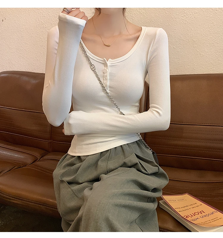 AOSSVIAO 2026 Herbst Damen T-Shirt Stilvolles Langarm-Shirt in Unifarbe mit O-Ausschnitt, schmal geschnittenes Basic-Top, vielseitiges Layering-Oberteil. – Detail 1