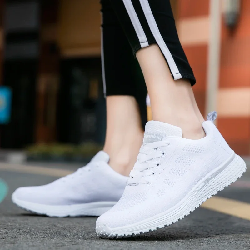 Wings Shoes Women Designer High Quality Sport Shoes Women Not Leather Casual Women's Slip-On Style Brand Sneakers Soft Tennis