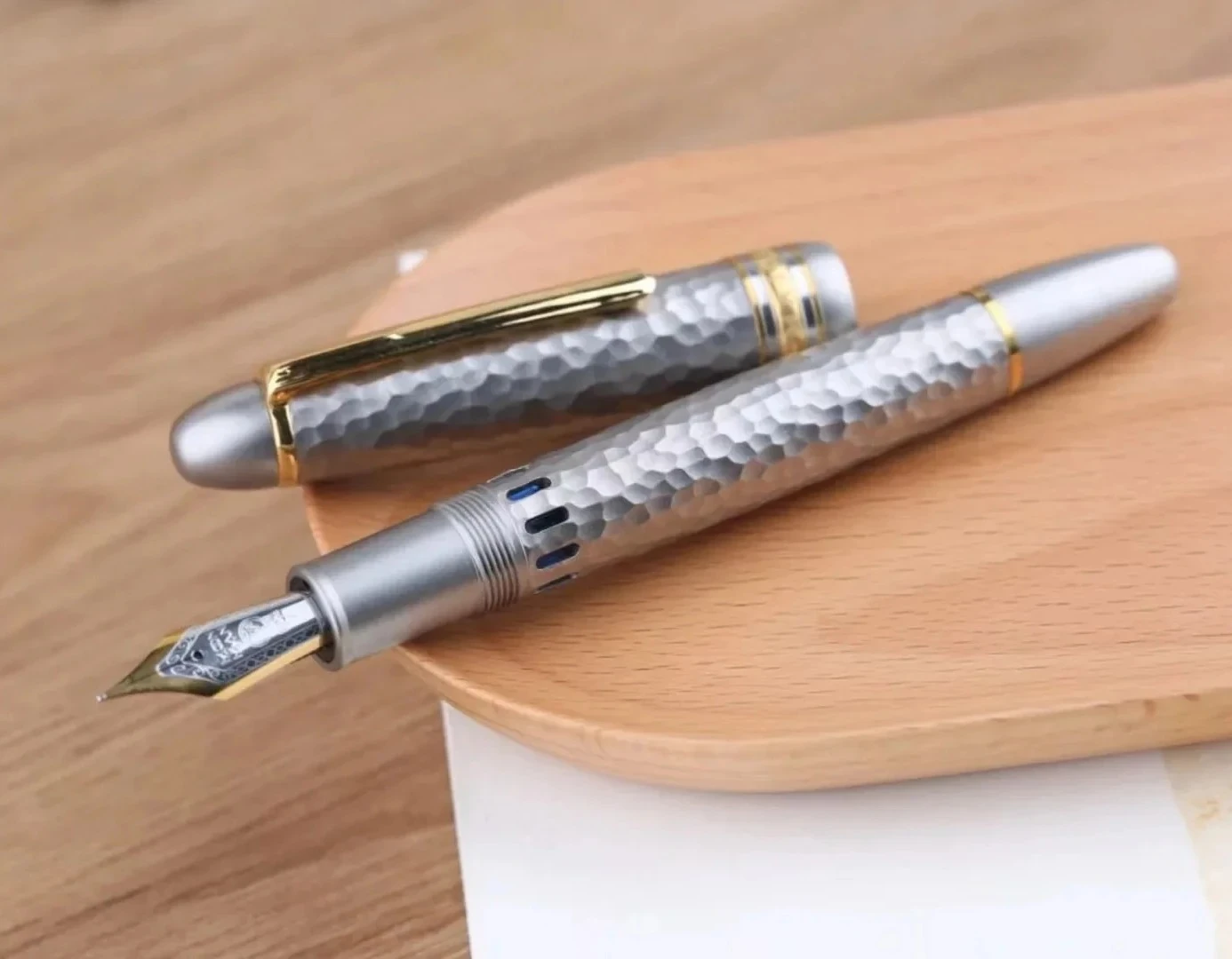 

MAJOHN Ti-136 Metal Piston Fountain Pen Titanium Alloy EF/F/M 0.38/0.5/0.7mm Nib Ink Pen Office Business Gift Luxuris Writers
