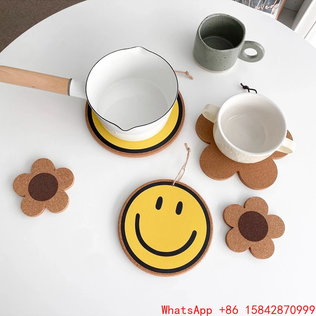 

Smiley face expression Cork insulation pad Lanyard anti-scalding pad Bowl pad