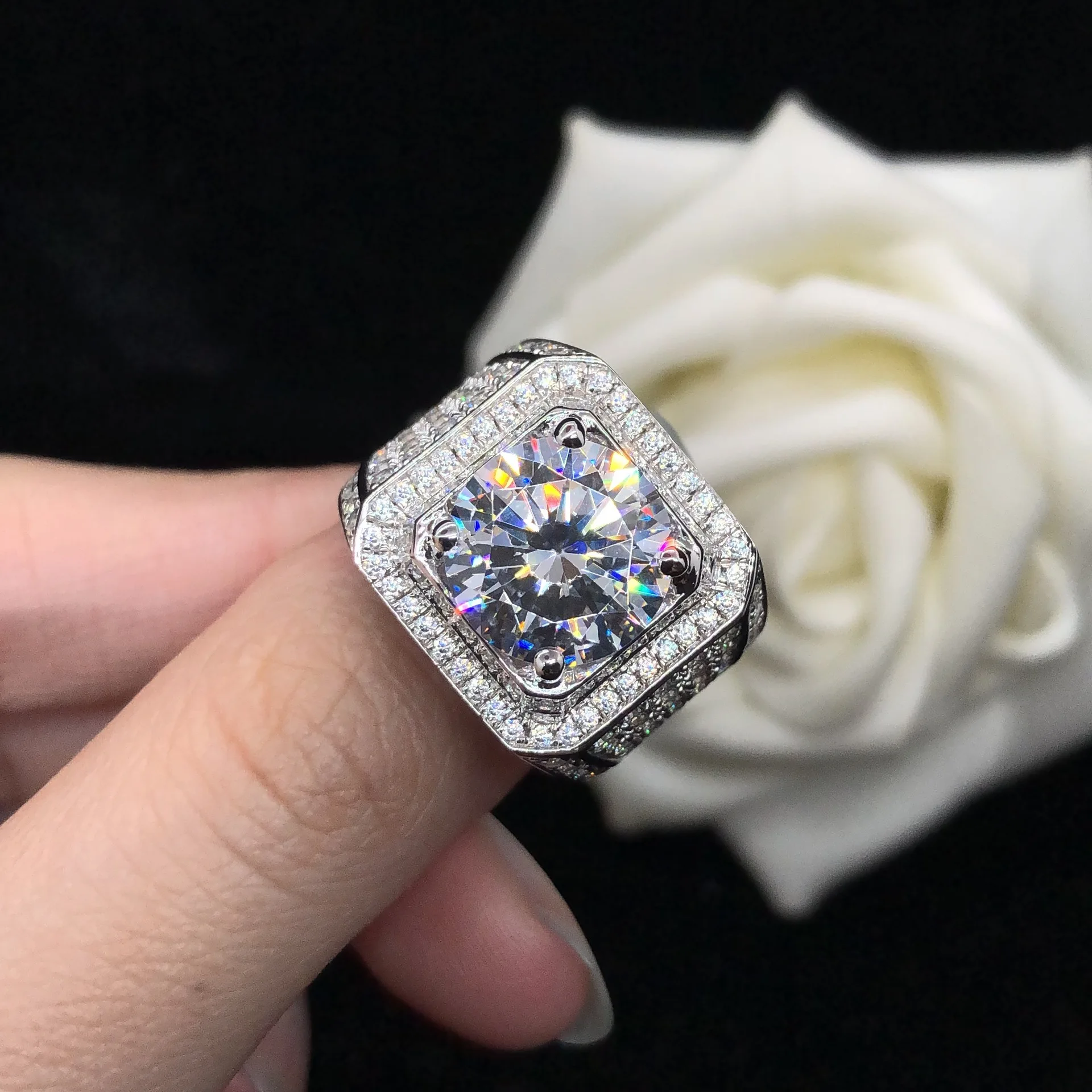 PT950Platinum four-prong men's ring - 5-carat diamond ring, fashionable and simple jewelry accessory