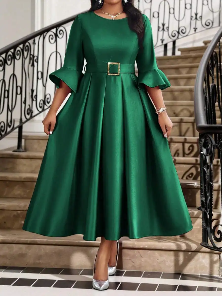

Elegant Green Solid Color A-Line Flare Sleeve Midi Dress With Belt For Women