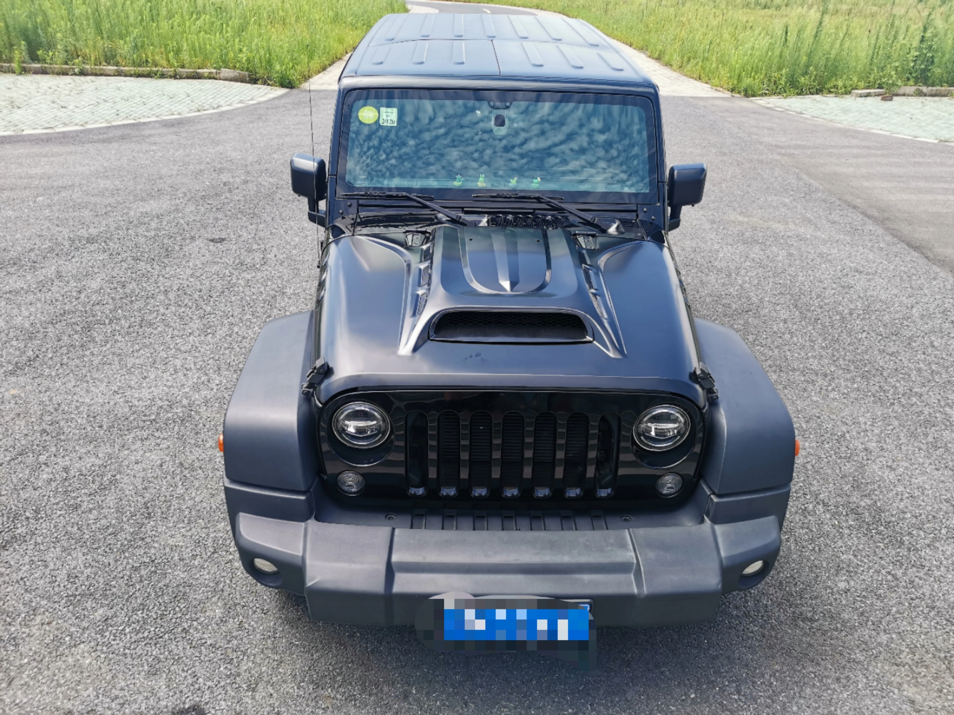 Schwarze, belüftete Kühlkörperhaube aus Stahl für Jeep Wrangler JK JKU 07–18