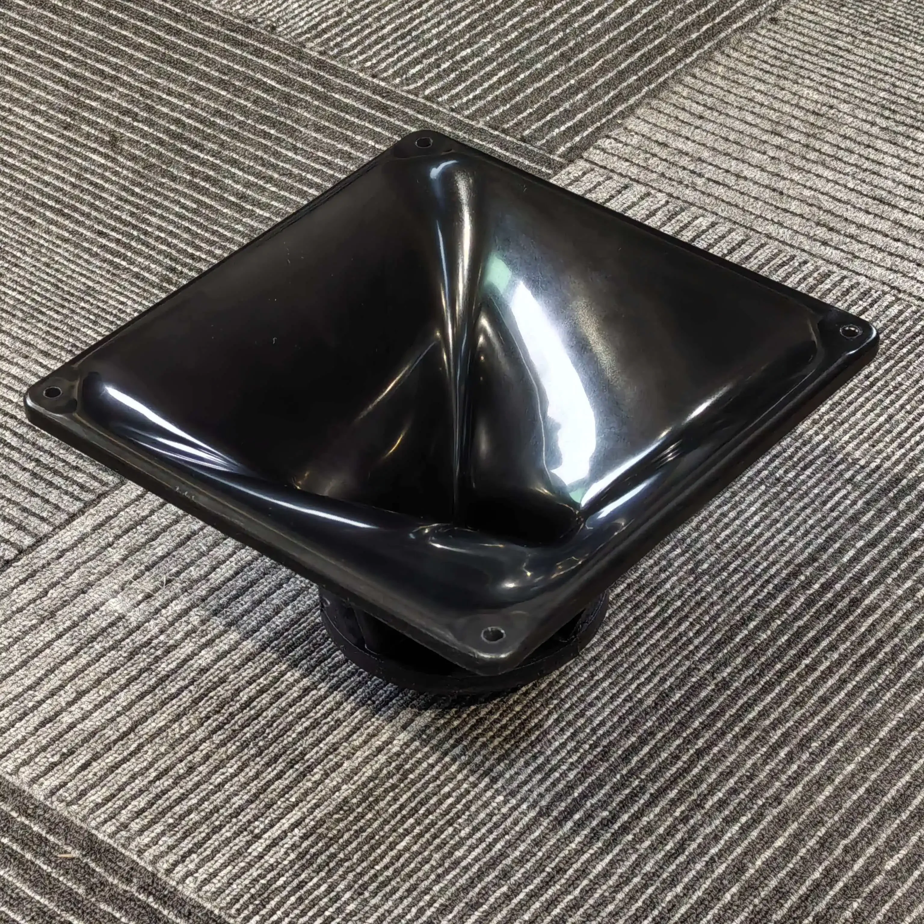MW Audio 1"/1,4" Bühnenhorn mit Doppelröhre, 55 ° /110 ° x 50 ° Breitbandiger Wellenleiter für Profi-Lautsprecher – Detail 13