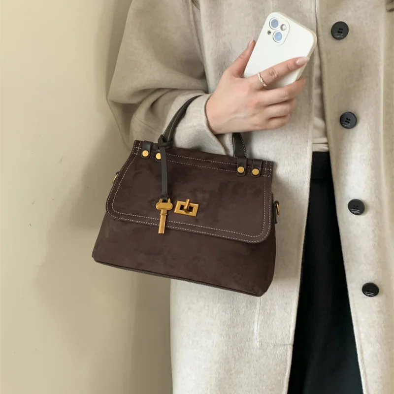 

High Quality Retro Top-handle Bags For Women Winter New Designer Handbags Luxury Flap Shape PU Suede Shoulder Crossbody Bag