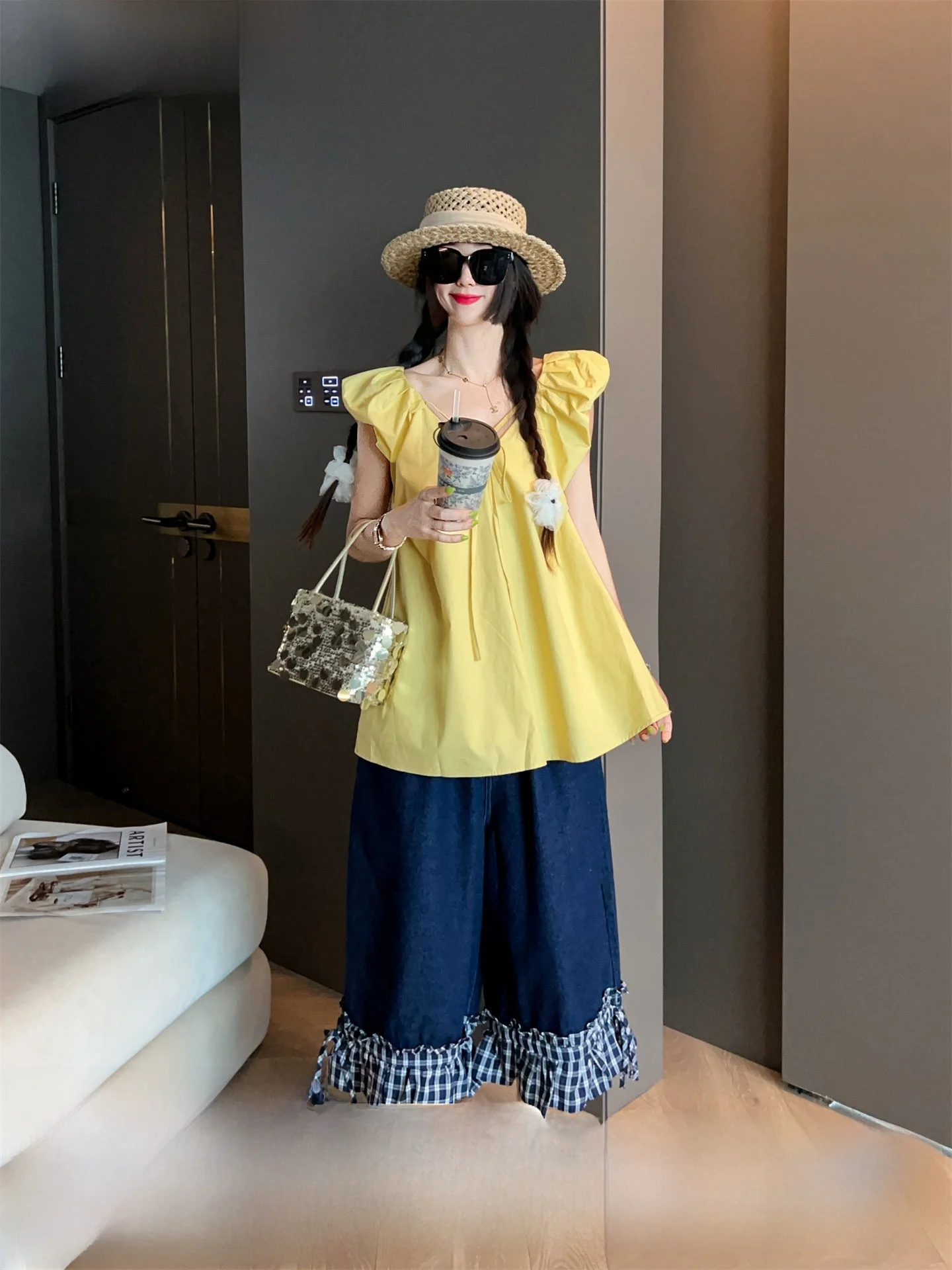 

Casual Loose Women's irt Summer 2025 New Sle V-ne Svel Straight-cut Commute Sle Pure Color Top