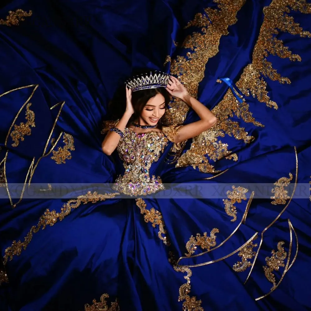 Robe de Quinceanera bleu royal, 15 appliques de dentelle dorée, chérie en cristal, princesse Sweet, robe de Rhd'anniversaire, 2024