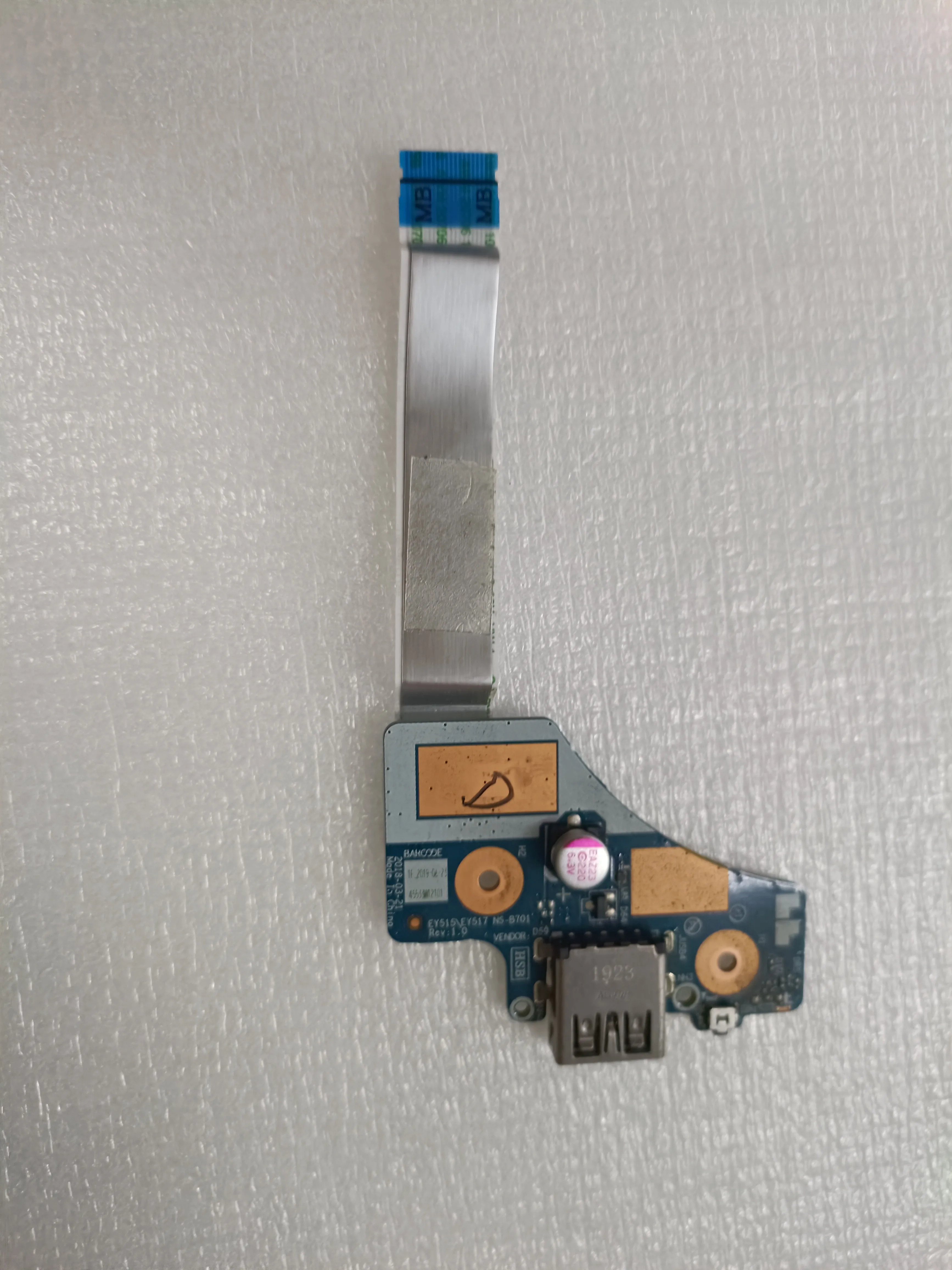 Used Original for Lenovo Y7000 Y530-15 EY515 EY517 USB Small Board Switch Small Board NS-B701