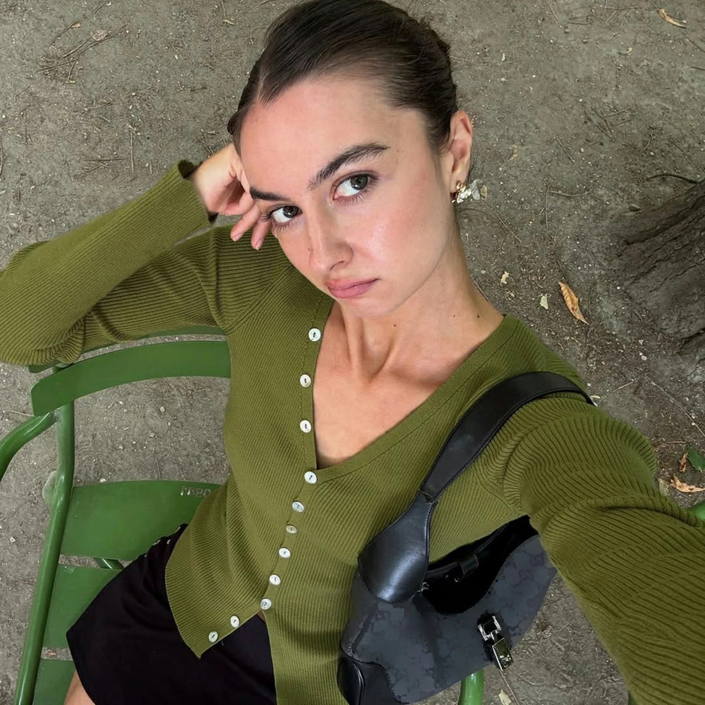 

IAMSURE-Casual Solid Single Buttons V-Neck Slimming Knitted Cardigan Women's Elegant All Match Thin Sweaters Spring New 2026