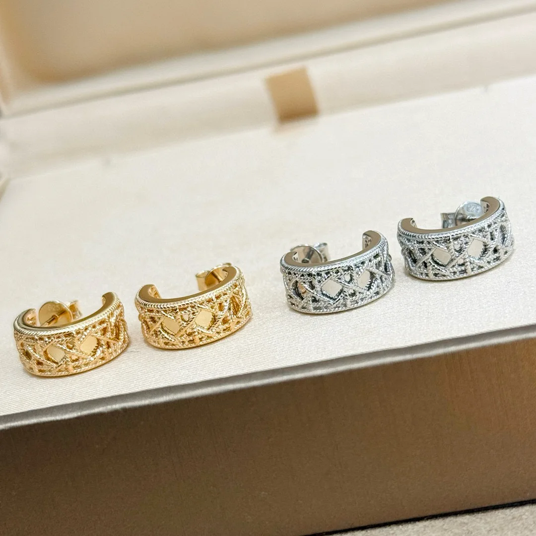 

100% стерлингового серебра 925 пробы, винза, клетчатая кружевная гравировка, серьги-гвоздики для женщин, ювелирные изделия