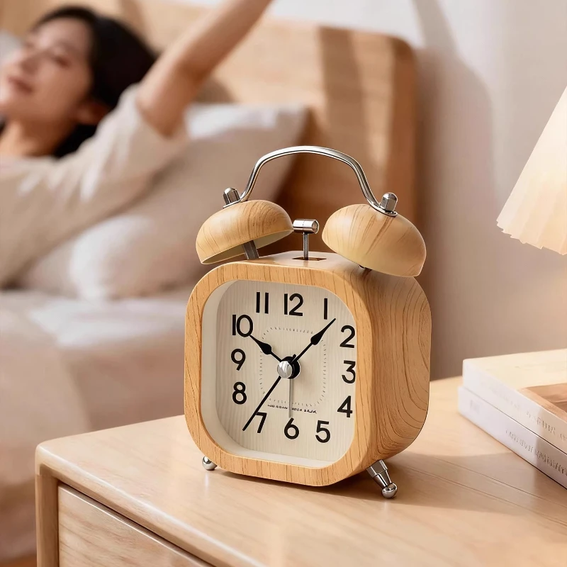 Wood grain alarm clock powerfully wakes up students' special wake-up artifact new mechanical alarm clock