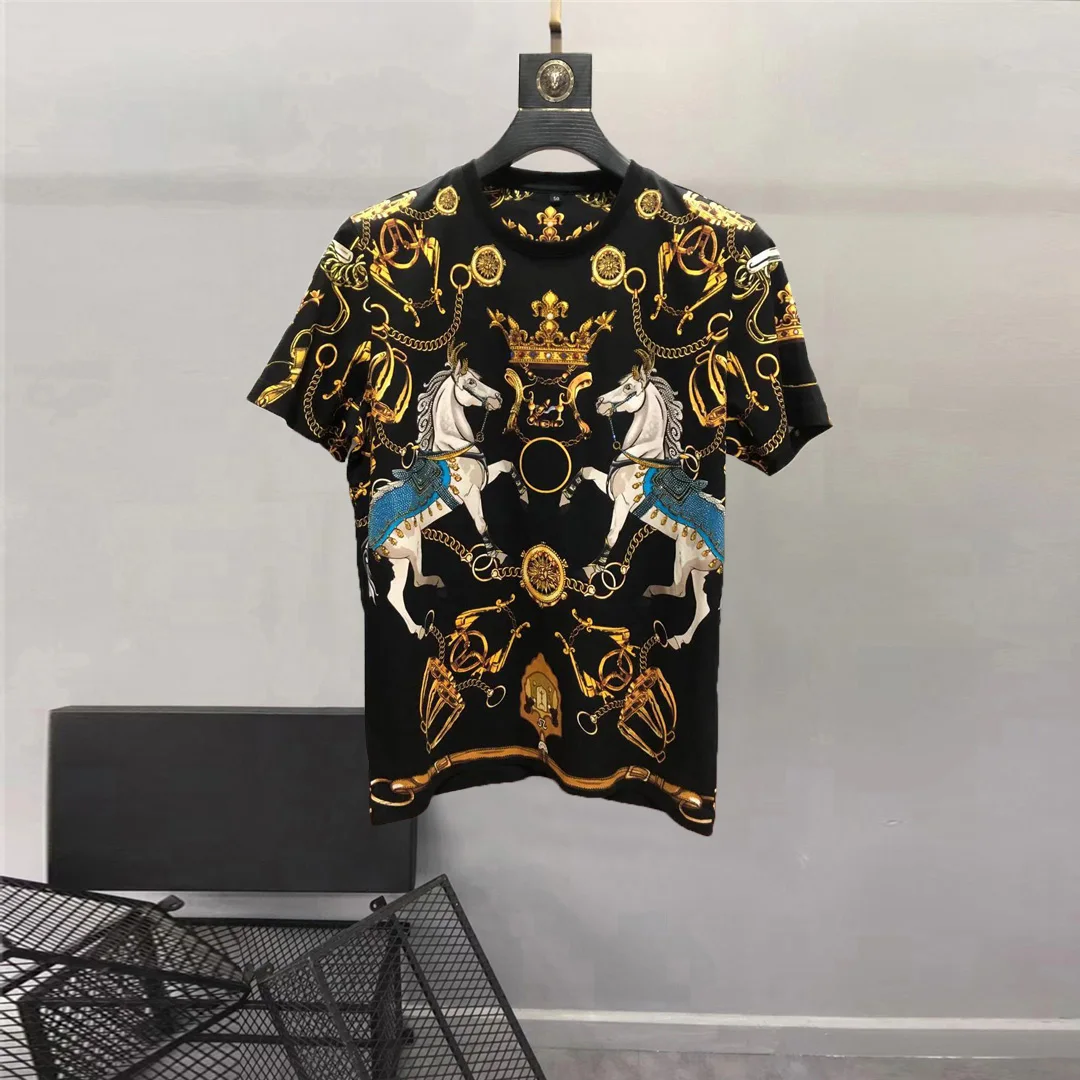 

European and American men's wear summer 2022 new Court chain printing with short sleeve and round collar Fashion T-shirt