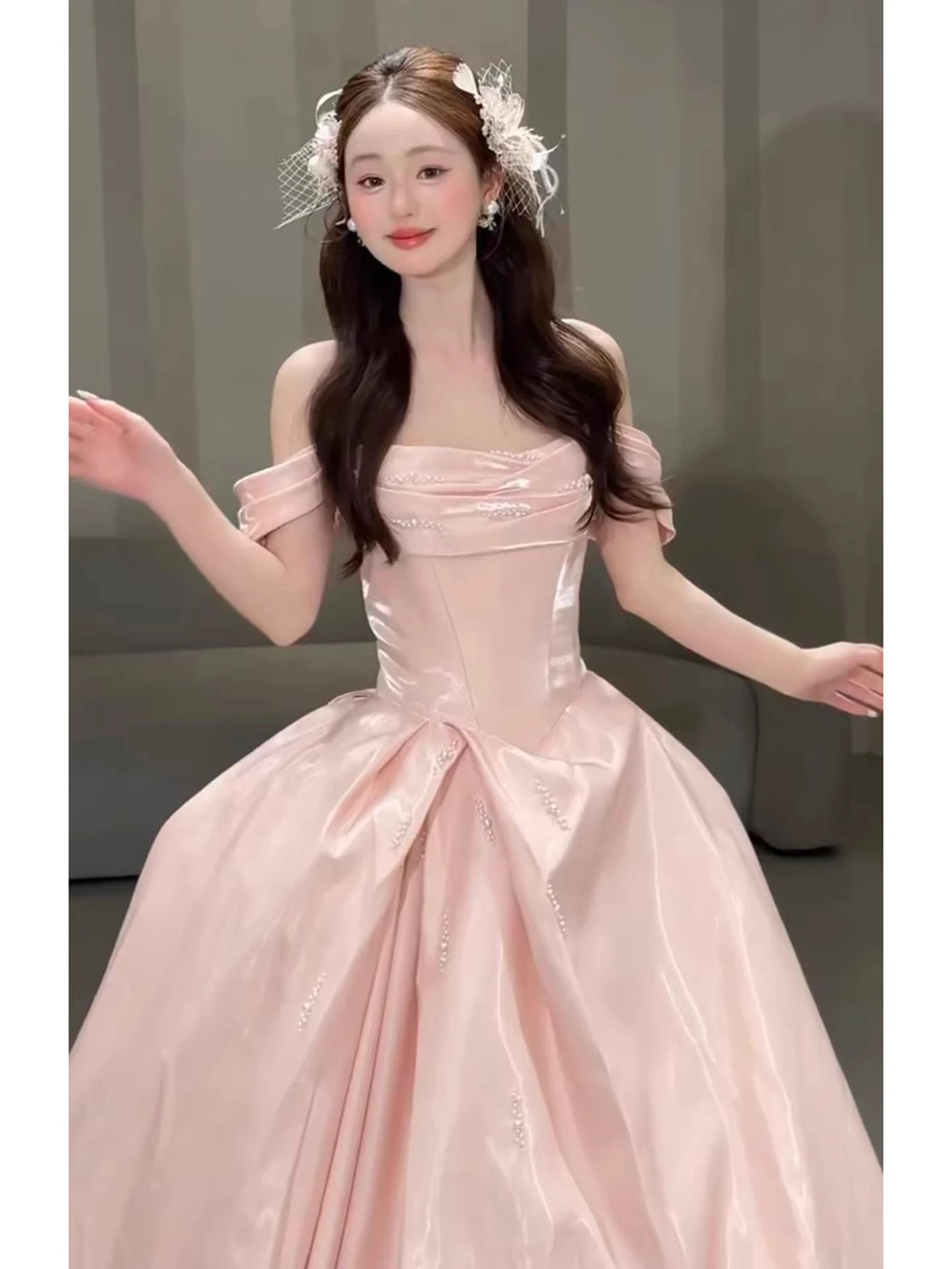 

Pink Satin One-Shoulder Wedding Dress Elegant Slimming Long Evening Gown for Engagement Parties Adult Ceremony Performances