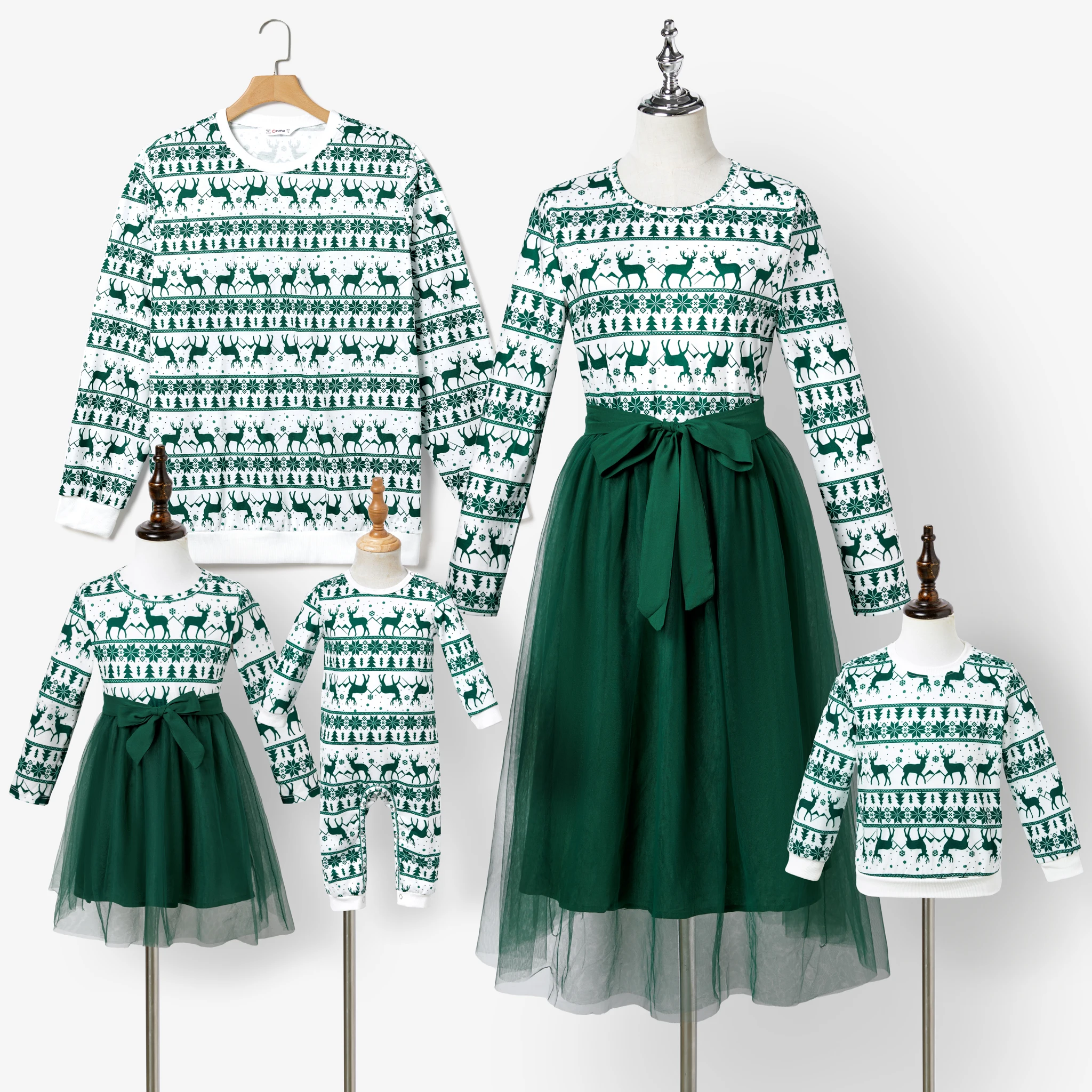 

PatPat Christmas Family Matching Green Festival Theme Print Tops and Mesh Splicing Dresses Sets