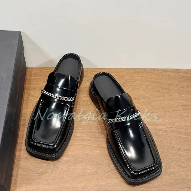 

Designer Shiny Patent Leather Black Mules for Men Square Toe Metal Chain Decoration Thick Heel Slippers Retro Slip On Loafers