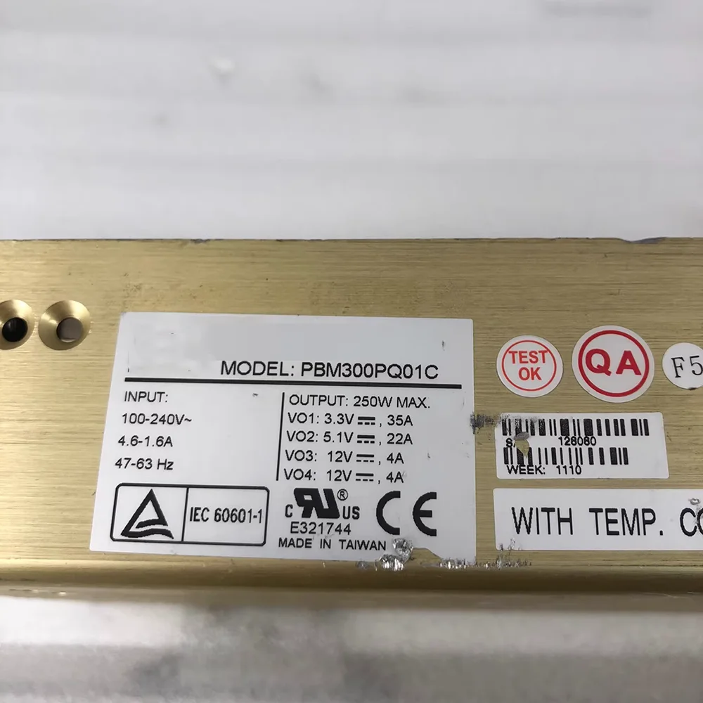 

PBM300PQ01C 3.3V35A/1.1V22A/12V4A/12V4A Импульсный модуль питания