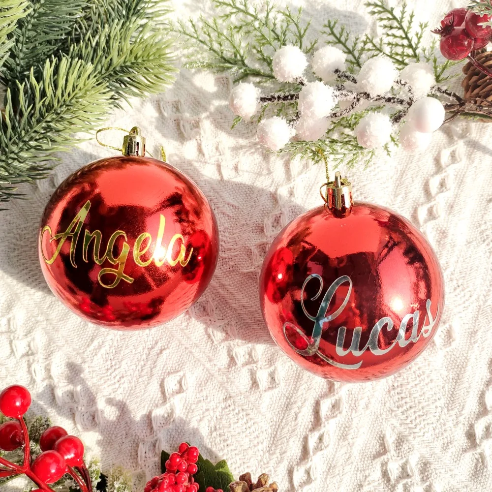 Personalized Christmas ball, Name Ornament，Name Bauble Ornament,Customized Christmas gifts,Family name Christmas ornament
