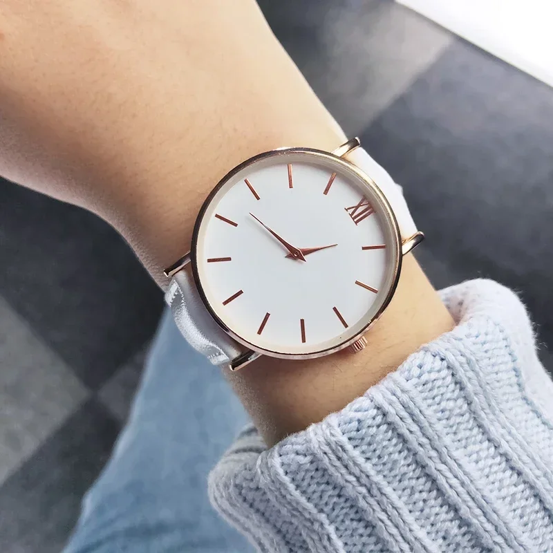 New Casual Ladies Watches Fashion Women's Watch Minimalism Watches for Women Leather Band Quartz Wristwatches Relojes Para Mujer