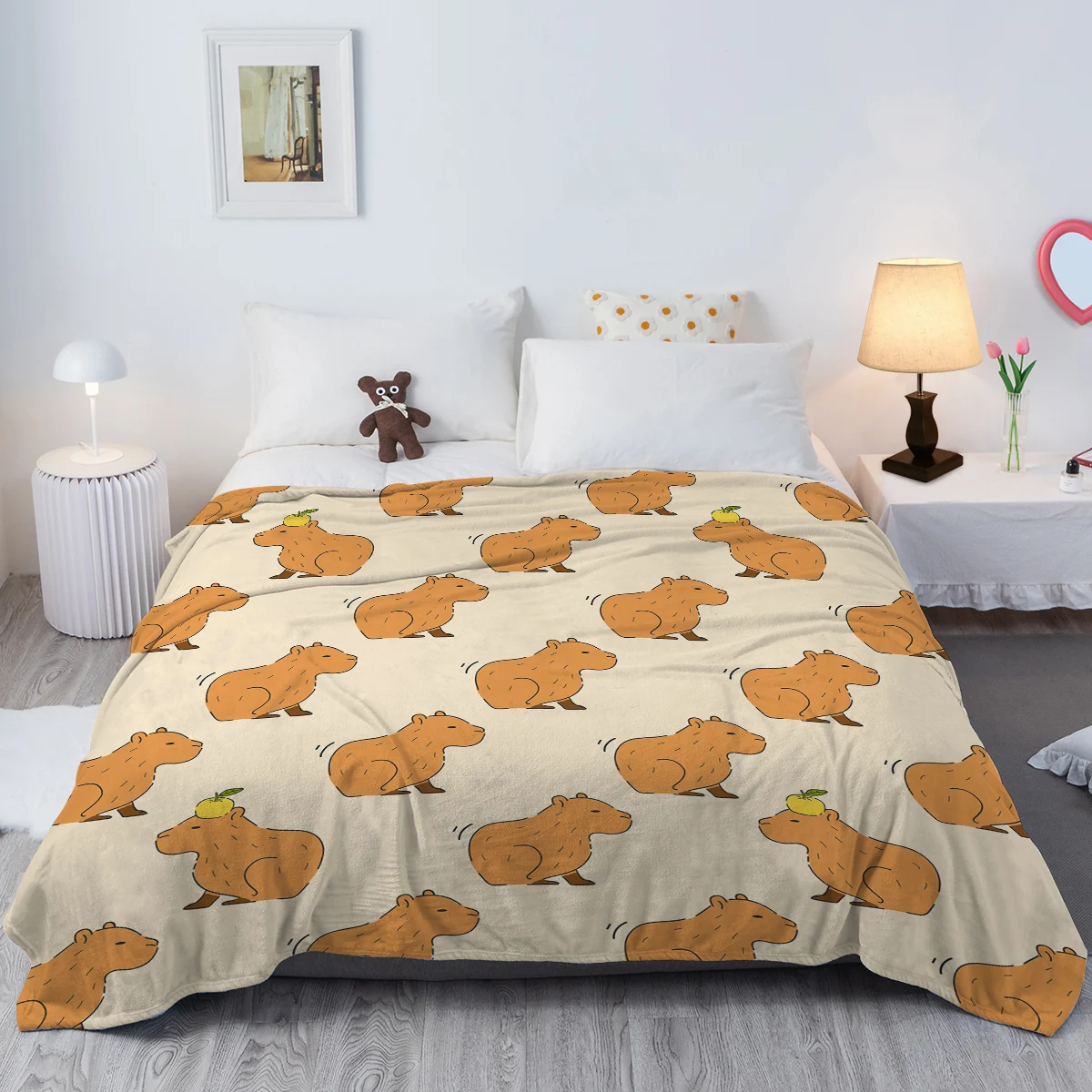 Trembling Capybara Blanket Printed Throw Blanket Plush Fluffy Flannel Fleece Blanket Soft Throws for Sofa Couch and Bed