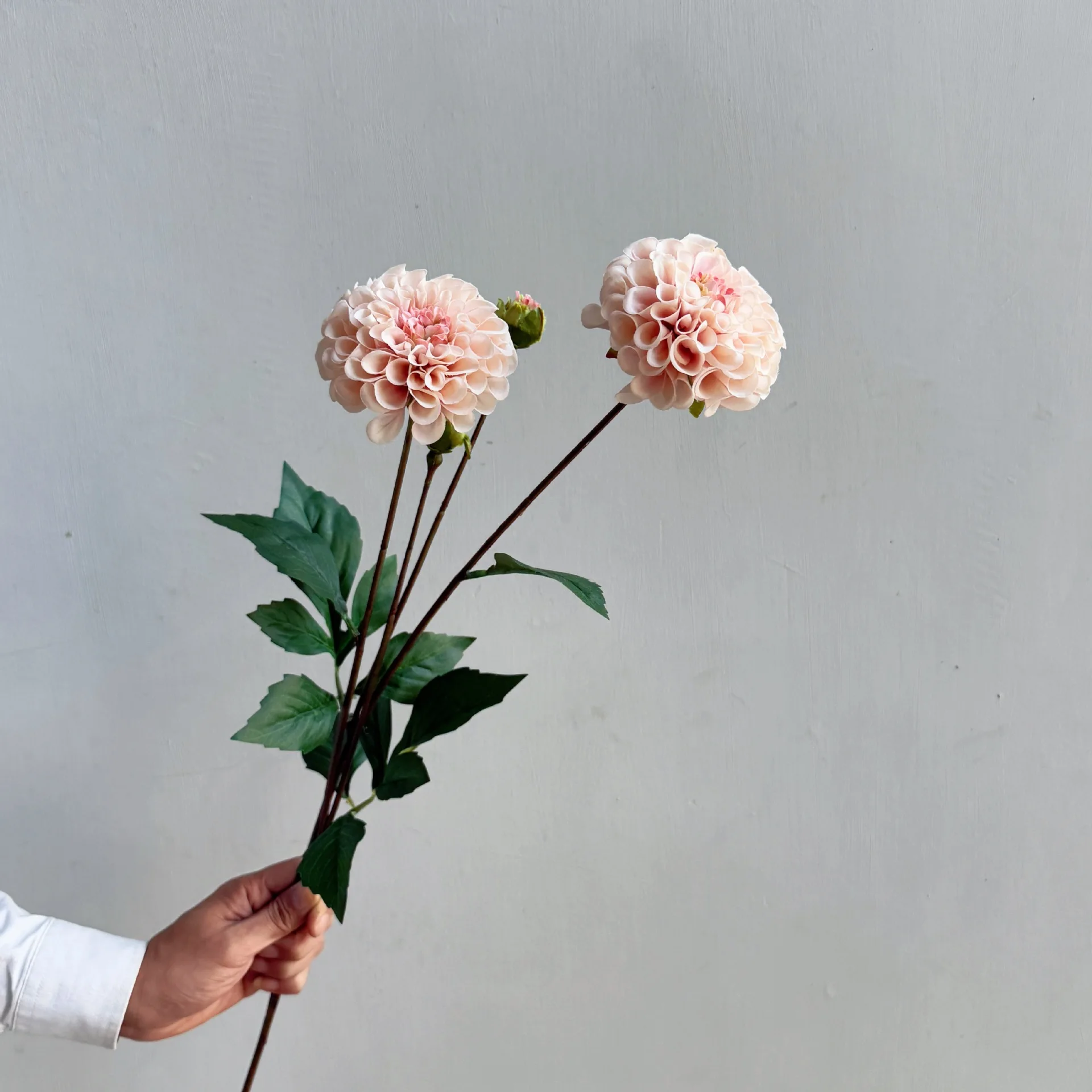 5 Stück Künstliche Feuchtigkeitsspendende Dahlien mit Echtem Touch, Künstliche Blumen für Brautsträuße, Hochzeitsdekoration, Party, Blumendekoration für Zuhause und Zimmer – Detail 19