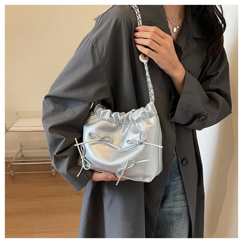 Women New Fashion Shoulder Bags Fold Design Chain Bag Silver Korean Style Trend Bow Lady High Quality Crossbody Bags Bucke Bags