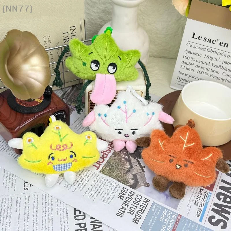 Porte-clés en peluche petite feuille d'érable, 1 pièce, pendentif de sac à dos mignon pour Mini poupée feuille Kawaii, cadeau de décoration