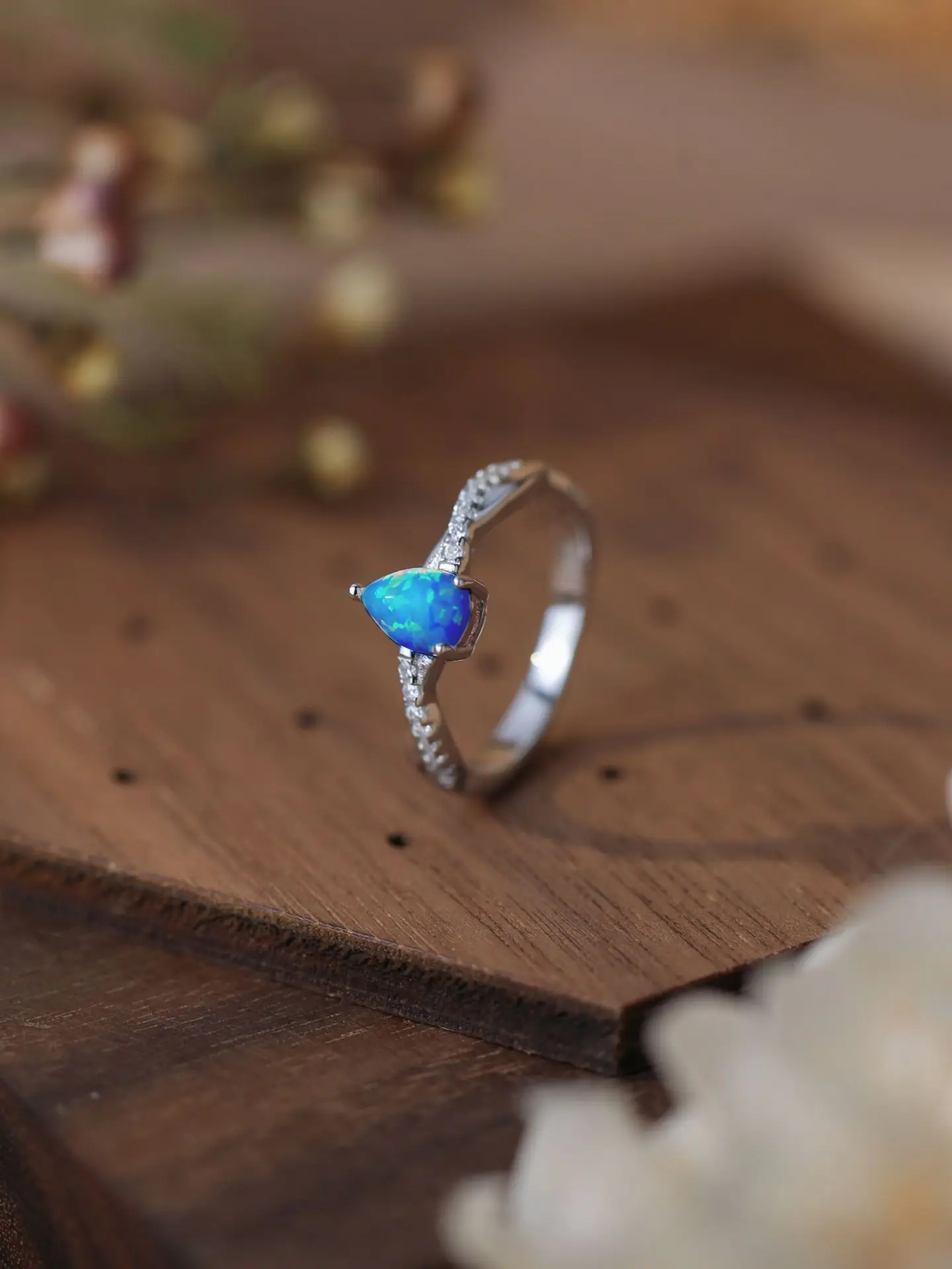 100% 925 Silver Interlaced Ring for Women with Blue Water Drop Opal and Natural Zircon Exquisite Elegant for Daily or Dating