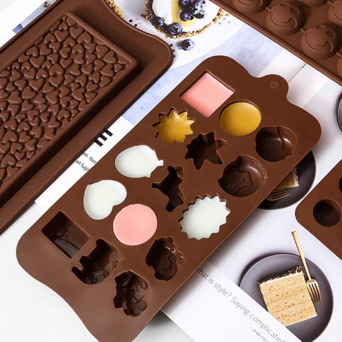 Multi Style Animal Bear Lover Confession Chocolate Silicone Mold Heart Emote Candy Biscuit Jelly Baking Set Ice Tray Cake Decor