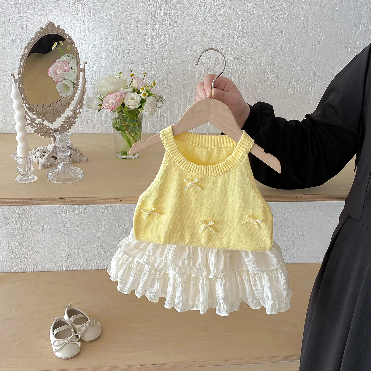 

2025 Summer New Style Baby Sweet Outing Skirt Knitted Strap Top Set
