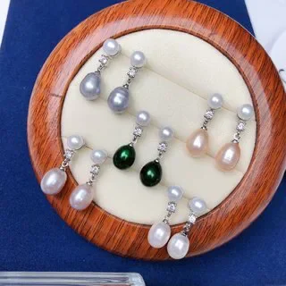 

Freshwater Pearl Earrings Double Bead Stud Earrings Niche Light Luxury Double Beads Mix And Match Novel And Simple Earrings