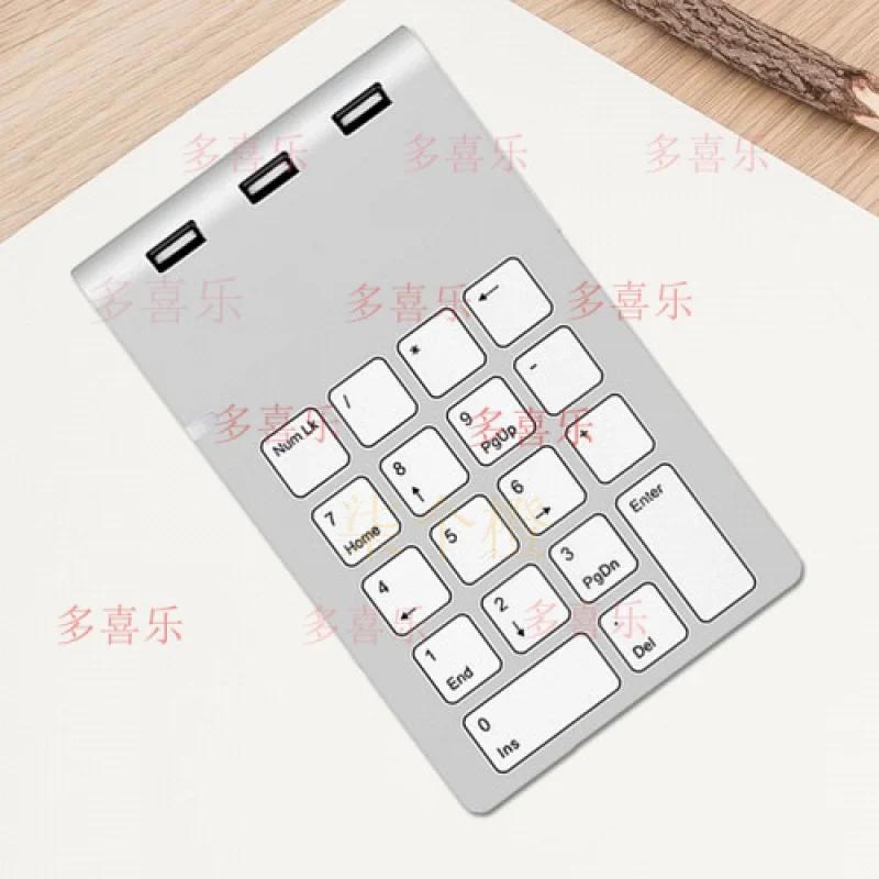 AA   Mechanical Numeric Keypad USB 18-key Numpad 3 USB Ports Hub for Laptop Computer