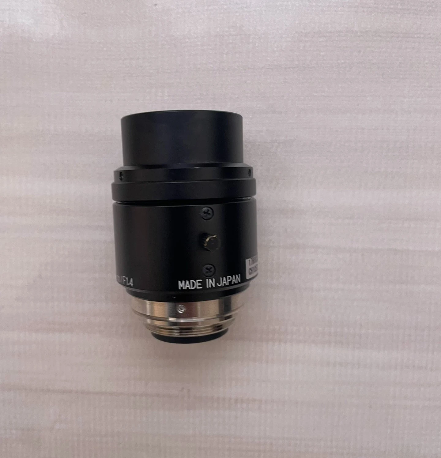 Kowa industrial lens LM16JC5M2, 16mm ultra-low distortion industrial lens, 5MP, 2/3 inches F1.4 large aperture in good condition