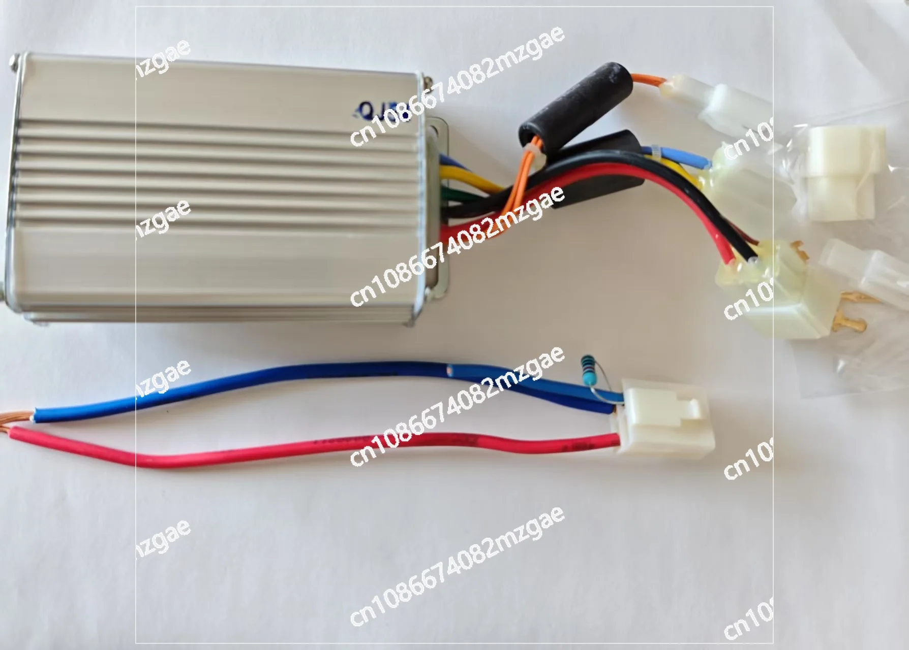 

Мощный двигатель постоянного тока мощностью 600 Вт без управления Холлом, подходит для электрических газонокосилок, электроинструментов