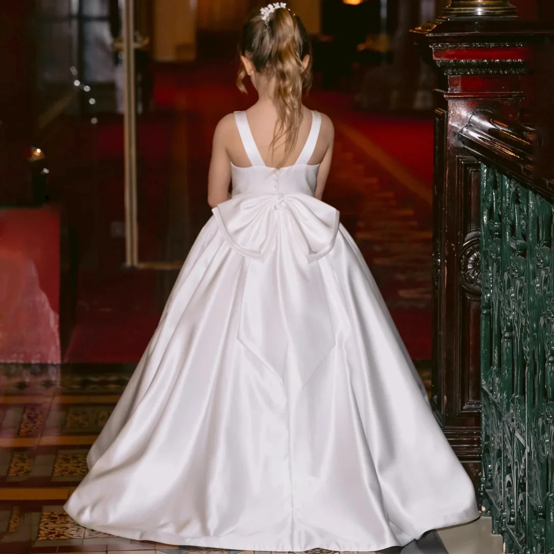 Customized Wedding Birthday Party Flower Girl Dress White Satin With Bow Sleeveless For Banquet Holy Communion Prom Gown