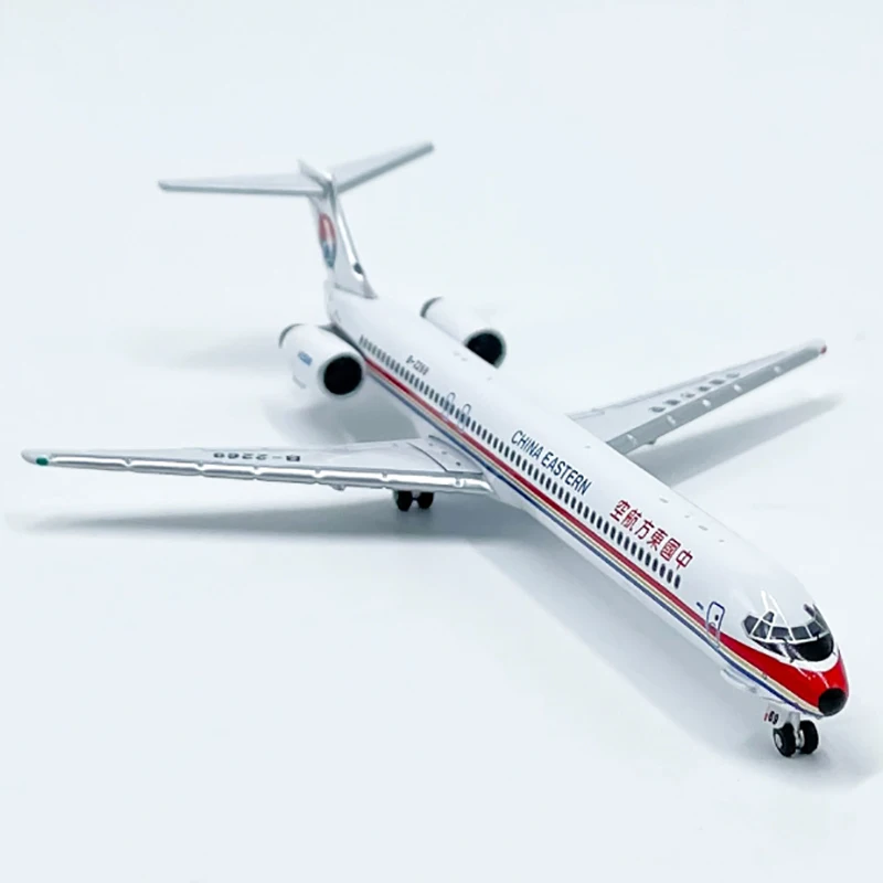 1/400 Scale Model McDonnell-Douglas DC-90 MD90 China Eastern Airlines Plane Model Toy Alloy Aircraft for collection