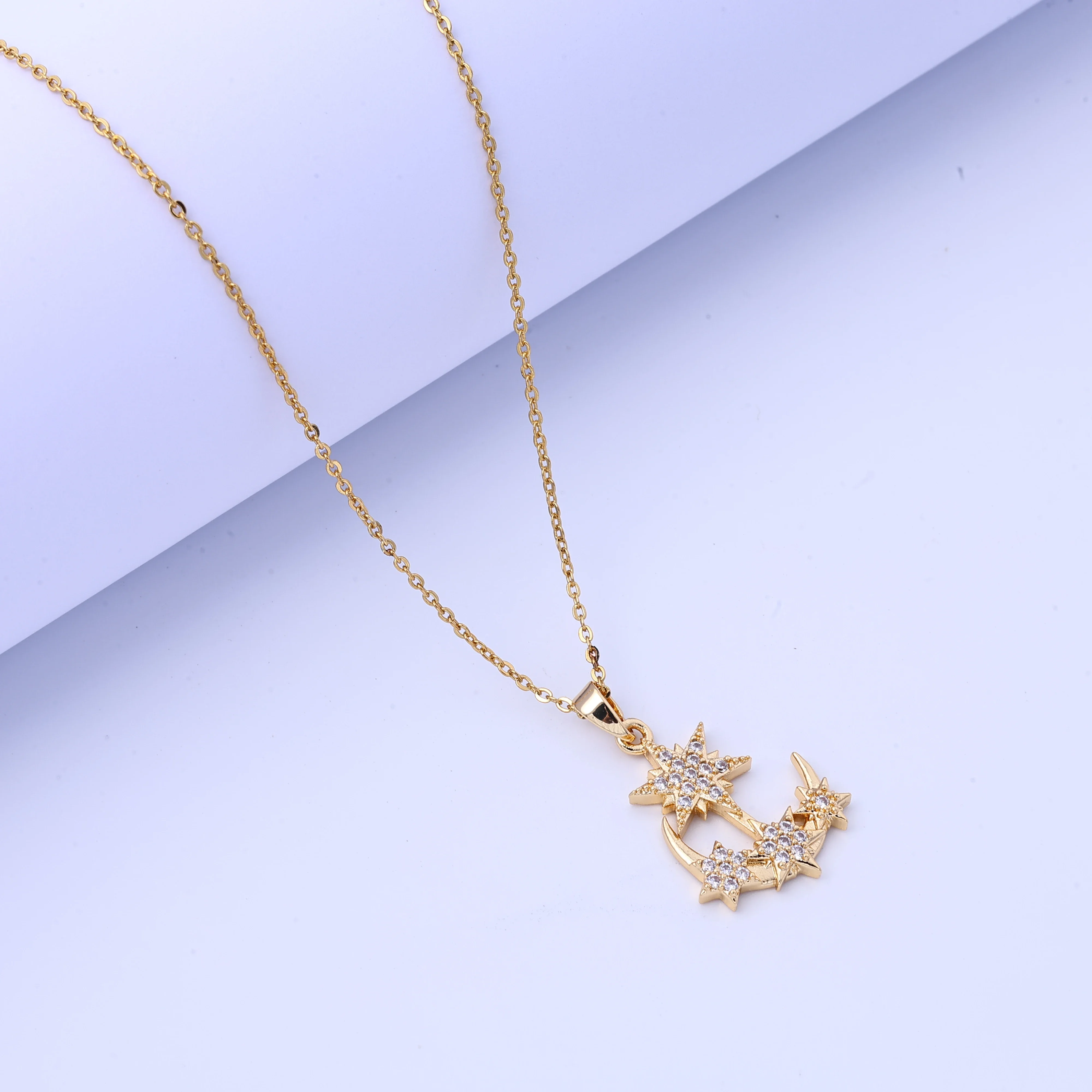 سلسلة نجمة القمر مطاردة النجوم شهر بواسطة شهر النحاس مايكرو مطعمة قلادة المجوهرات بالجملة الماس مطعمة سلسلة الترقوة بسيطة