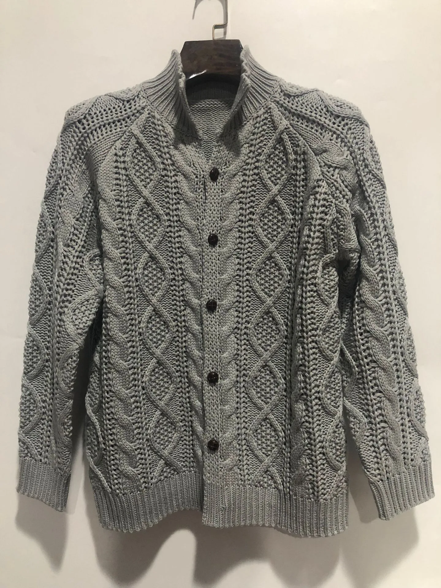 Herren Stehkragen Zopfmuster Strickjacke Dicker Knopfverschluss Pullover Jacke Vintage Langarm Warme Lässige Winter Strickoberbekleidung Mantel – Detail 9