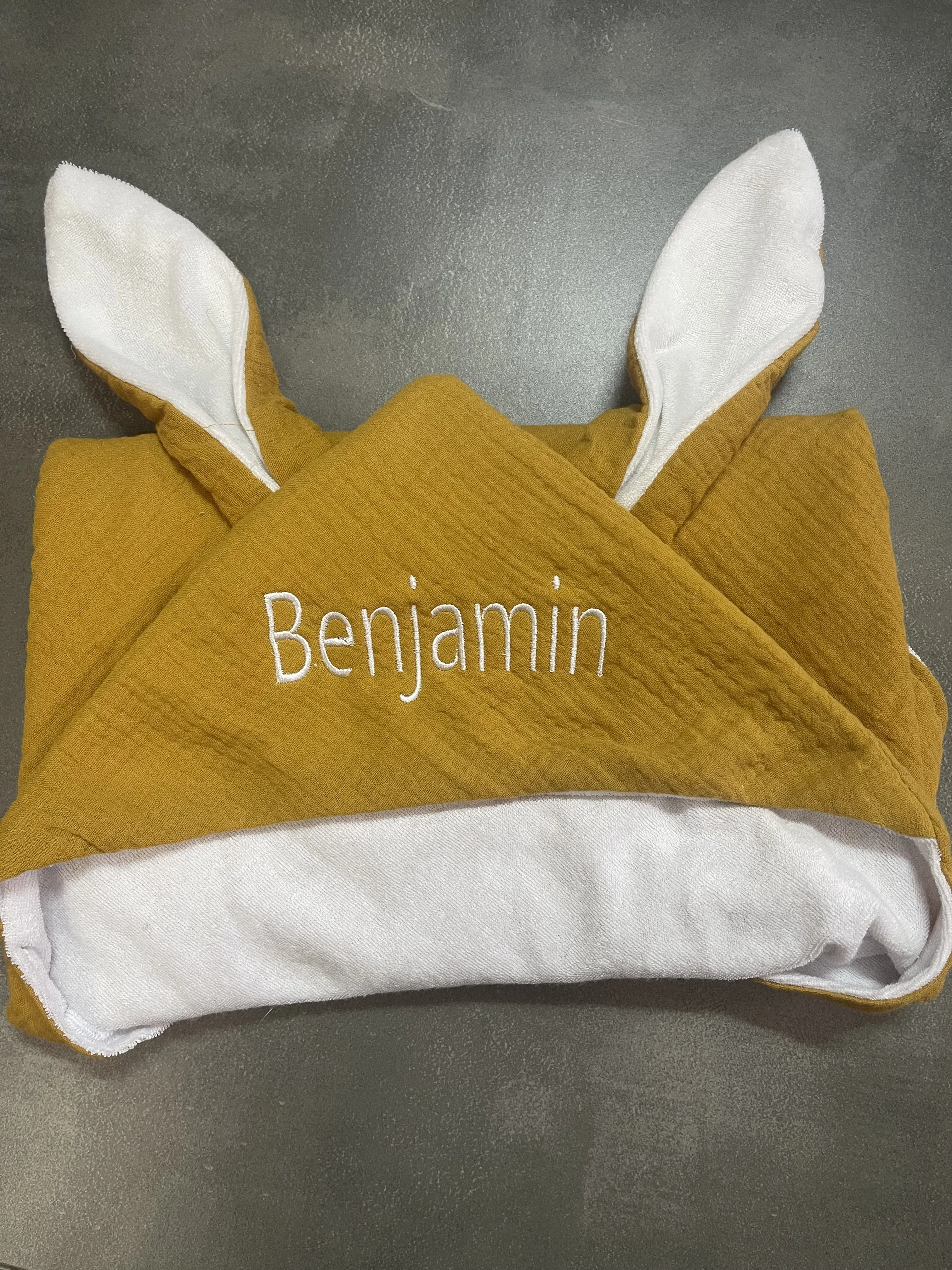 

Embroidered INS Baby Bath Towel Belonging To Your Name, Pure Cotton Double Layer Tulle Baby Cape, Rabbit Ear Scarf Bag