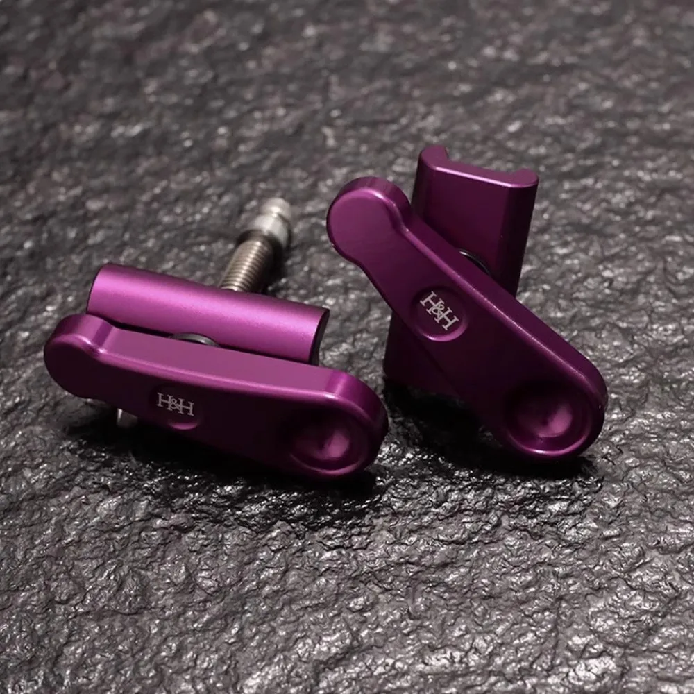 زوج واحد من مشبك مفصلي للدراجة القابل للطي على شكل حرف C لدراجة برومبتون H&H المفصلية في الاستوديو Cline #6