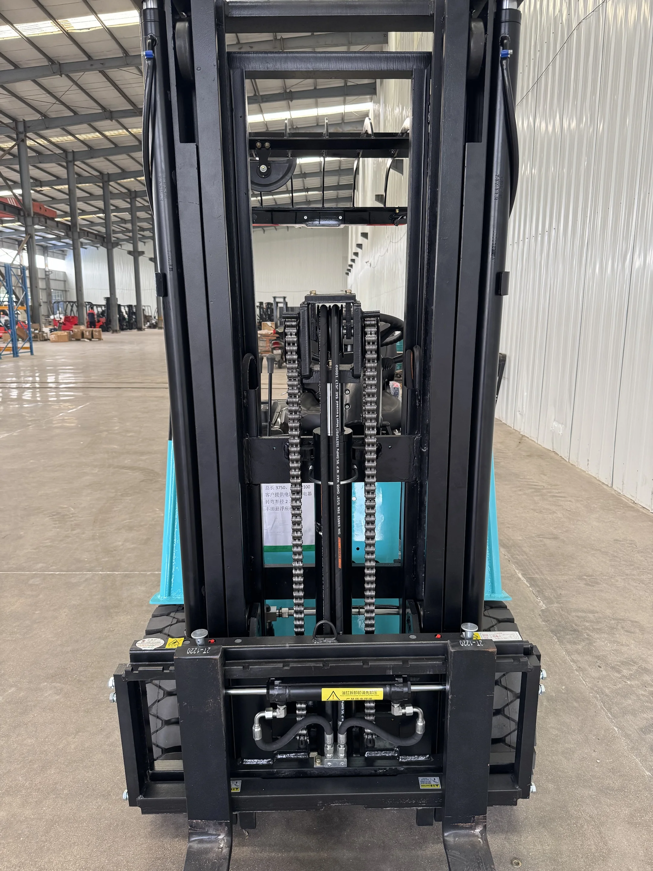 Elektro-Gabelstapler mit einer Kapazität von 1,5 Tonnen, 2 Tonnen und 3 Tonnen, hydraulische Zertifizierung für neue 2-Tonnen-Elektro-Gabelstapler