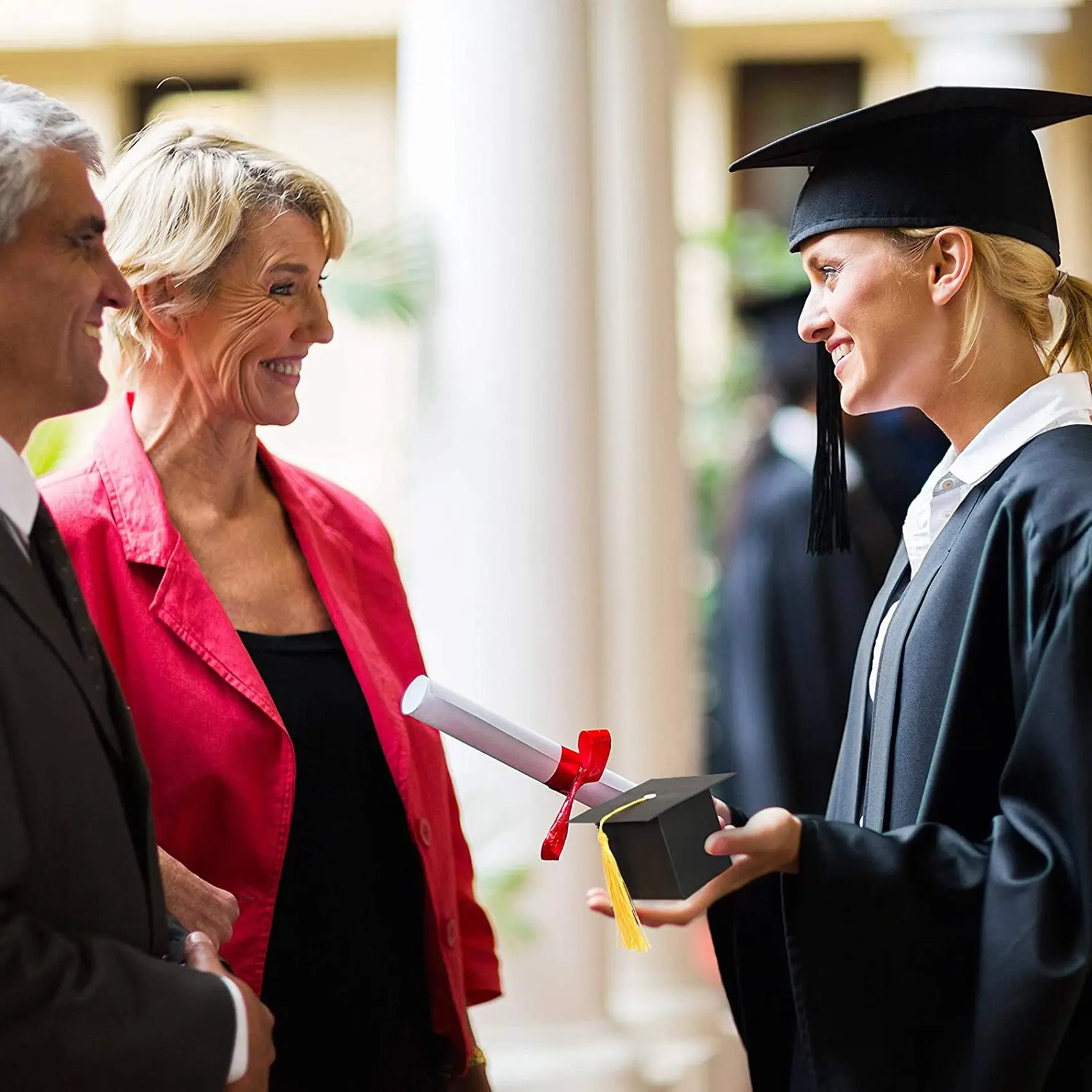 

JY-Graduation Decorations 100PCS Graduation Candy Box DIY Grad Cap Box For Graduation Gift Graduation Party Favors Decor